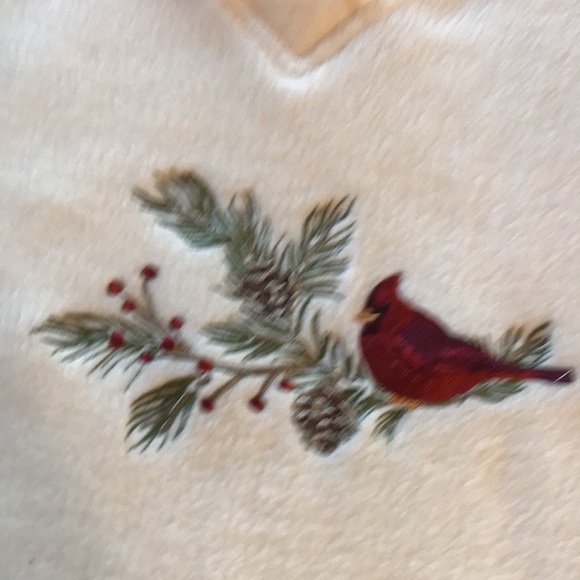 Fleece V Neck Cardinal on a Pine Cone Sprig  Pull Over Top - Picture 2 of 4